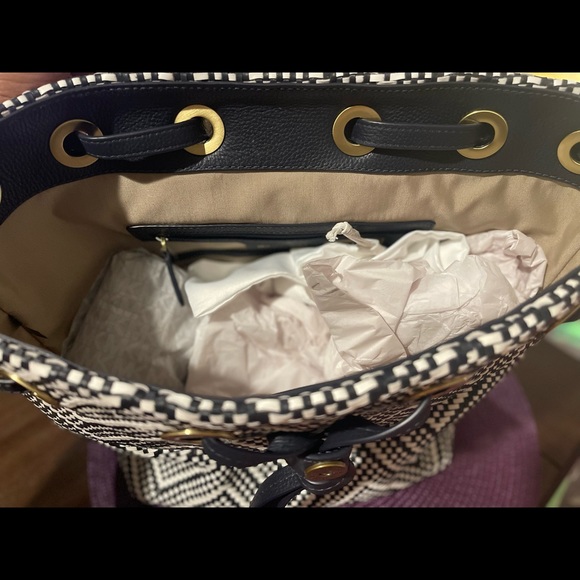 Michael Michael Kors Junie MD Flap Backpack Leather - Picture 3 of 6